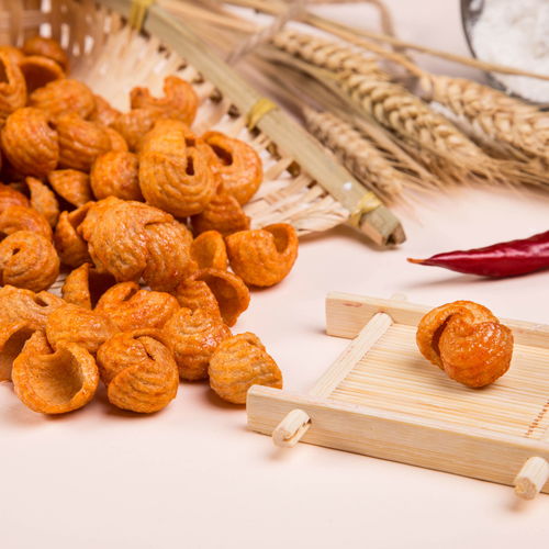 贝壳酥 麻辣膨化零食的潮流之选，满足休闲与聚会多样需求